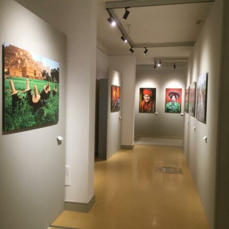 steve-mccurry-2022-riccione-spazio-espositivo-dettagli
